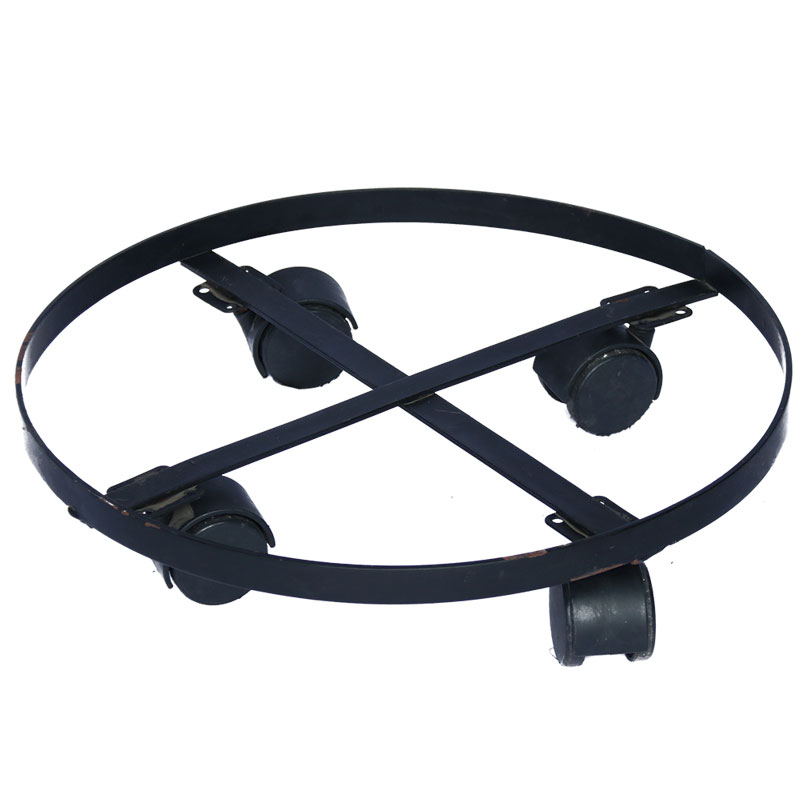 Different Sizes and Styles of Metal Plant Stands