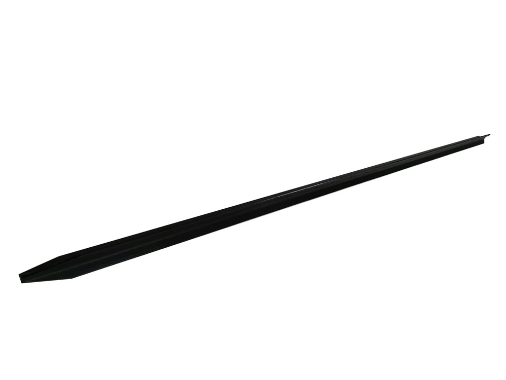 metal horizontal fence posts