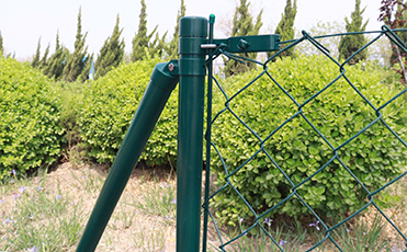 pintu wiremesh