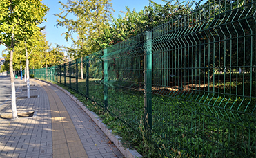48 x 48 chain link gate