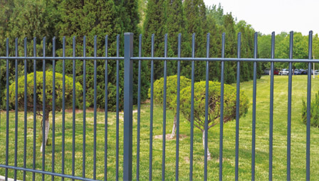 metal fence posts with hooks