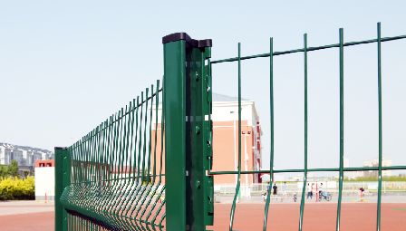 5 foot white vinyl fence
